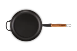 Le Creuset Koekenpan Rond Met Open Greep ø 26 Cm Gietijzer Mat Zwart -Beste Keukenproducten Winkel lc 20210721 hl ps fs 20258260000422 004 1