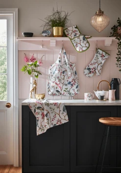 Ulster Weavers Oriental Birds Ovenwant Katoen Crème 5 Ulster Weavers Oriental Birds Ovenwant Katoen Crème -Beste Keukenproducten Winkel oriental birds main klein 2